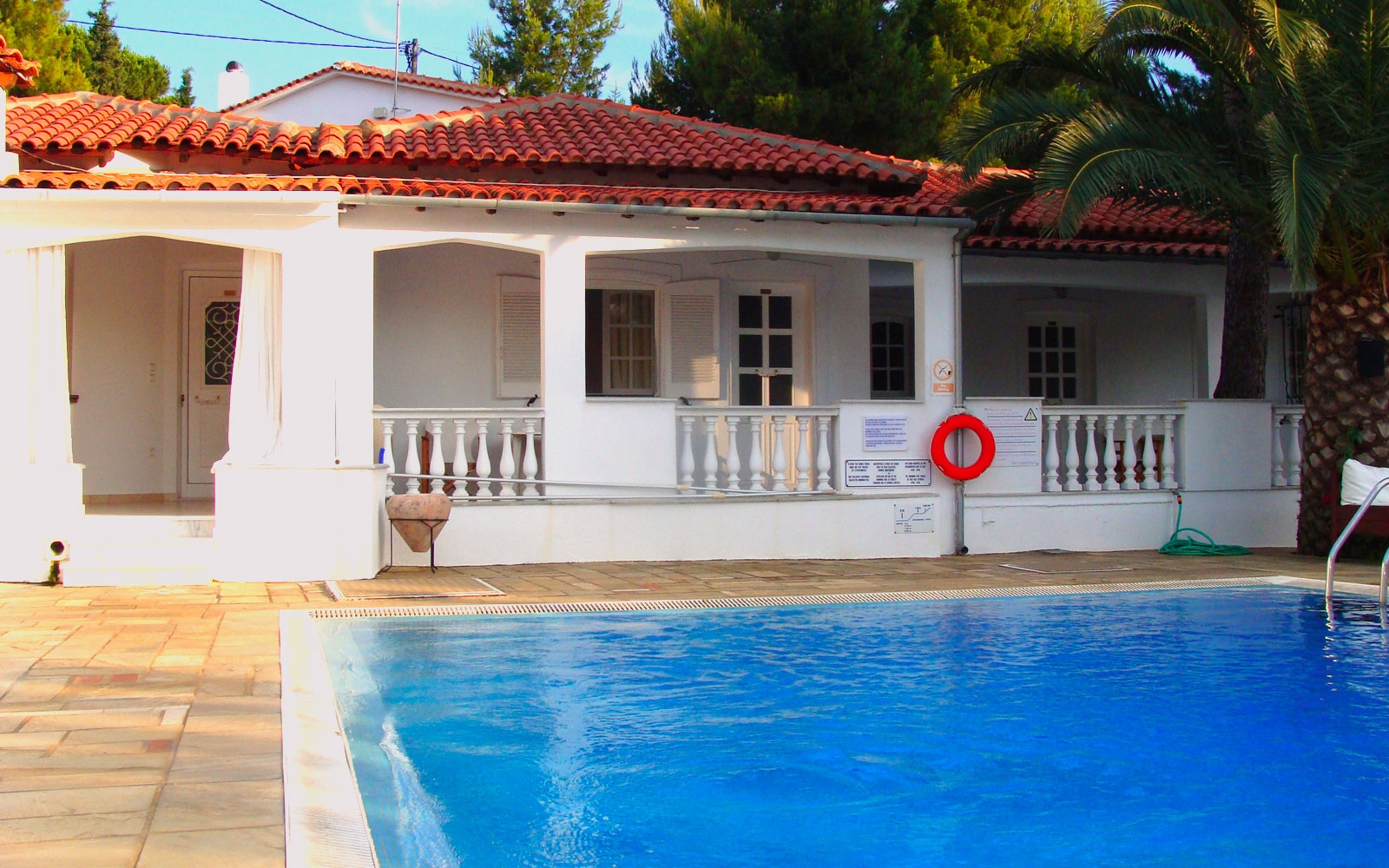 Suite Pool view